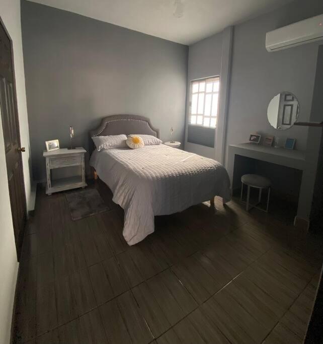 Casa “La Santa” Apartment โลเรโต ภายนอก รูปภาพ